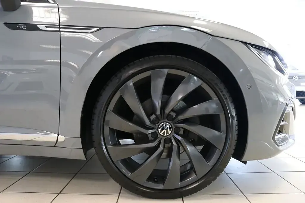 Gebraucht VW Arteon R-line 150 PS (110 kW) 2023 Grau Limousine