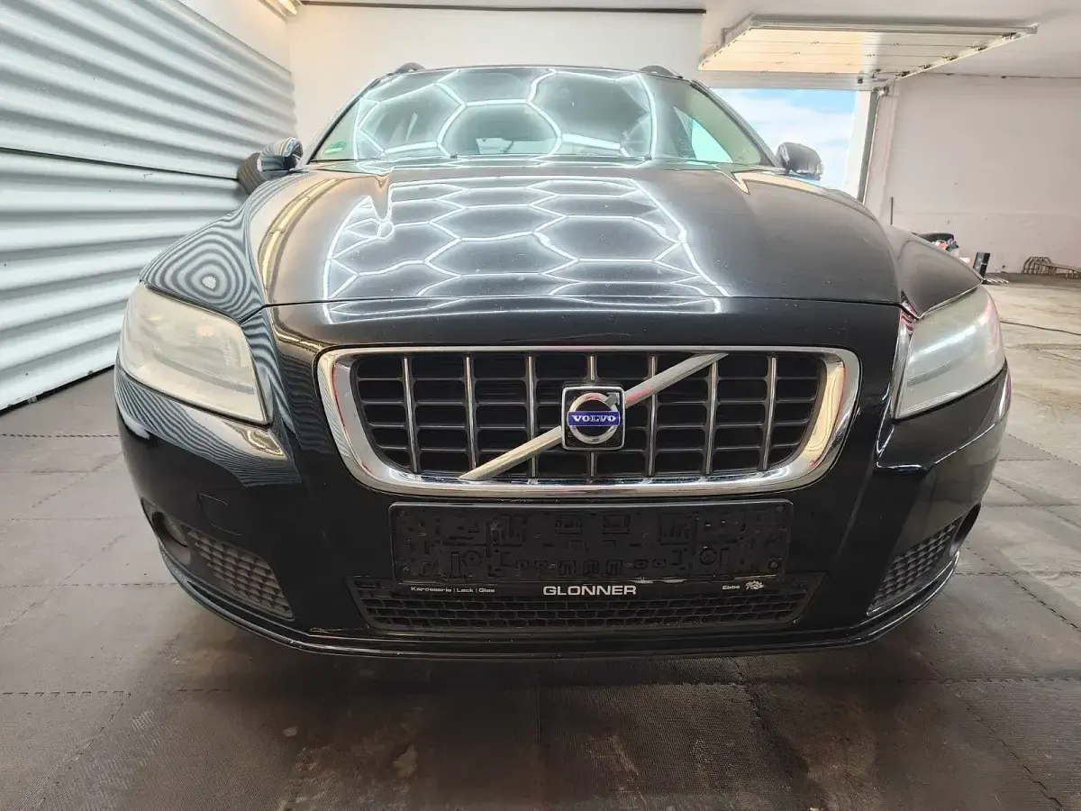 Gebraucht Volvo V70 185 PS (136 kW) 2007 Schwarz Kombi