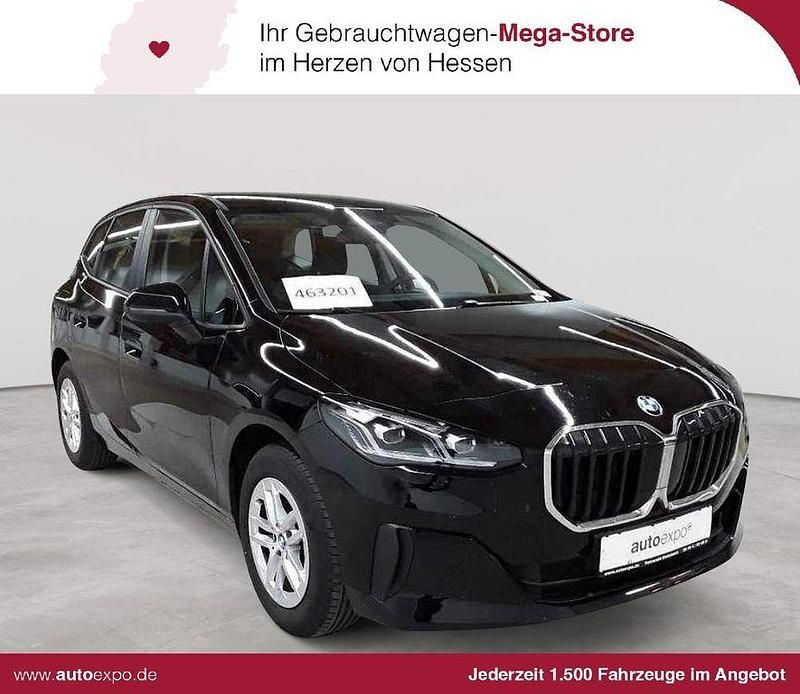 Schwarz Gebraucht 2023 BMW 218 Active Tourer Van / Kleinbus | 24.689 € (Superpreis) - Bild 1/4