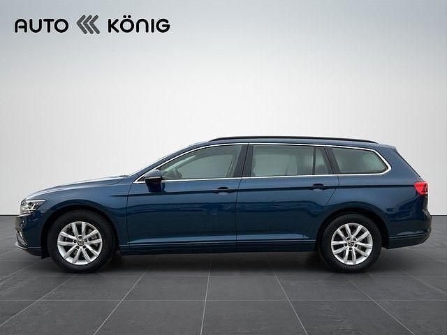 Gebraucht VW Passat Business 150 PS (110 kW) 2022 Blau Kombi