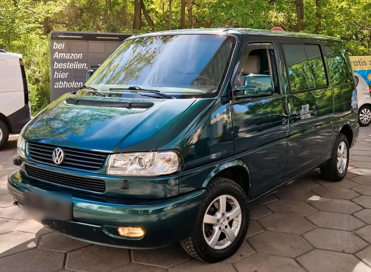 Gebraucht VW Multivan 102 PS (75 kW) 1999 Grün Van / Kleinbus