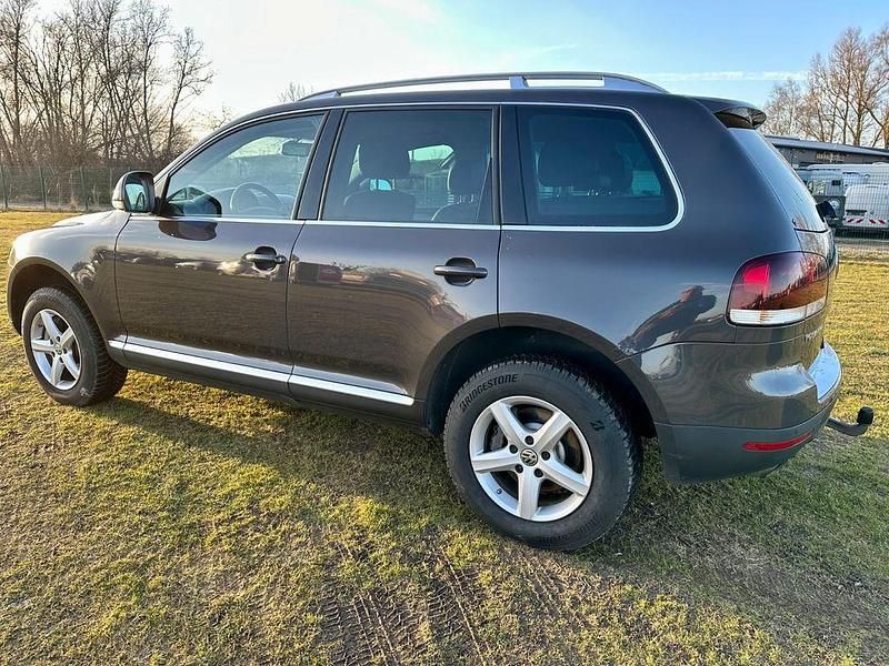 Gebraucht VW Touareg 224 PS (164 kW) 2008 Grau SUV