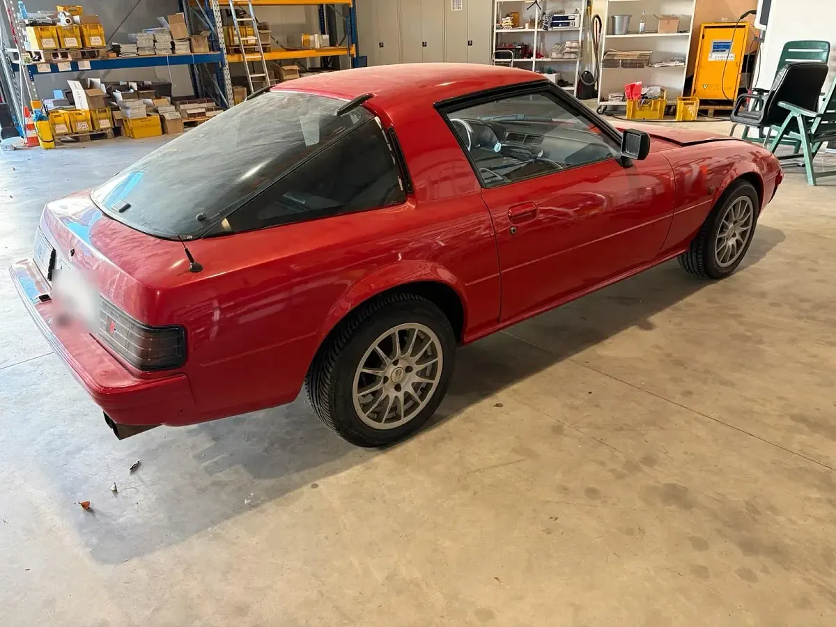 Gebraucht Mazda RX7 118 PS (86 kW) 1984 Rot Coupé