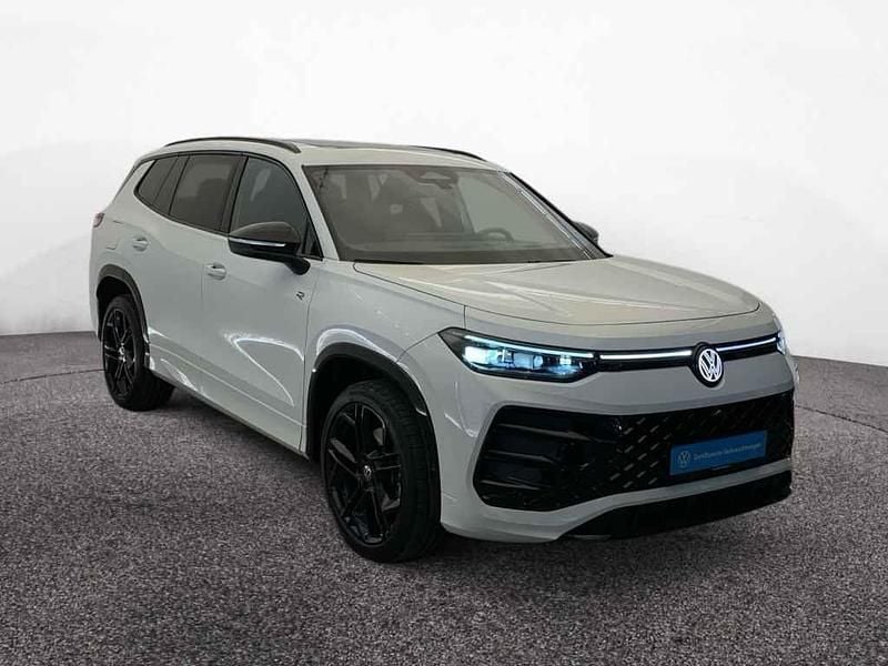 Gebraucht VW Tayron R-line 265 PS (194 kW) 2025 Weiß SUV