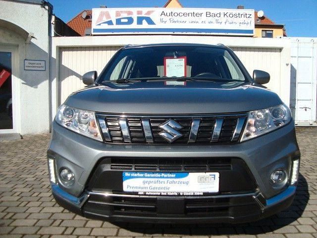 Używany Suzuki Vitara 111 KM (81 kW) 2019 Szary SUV