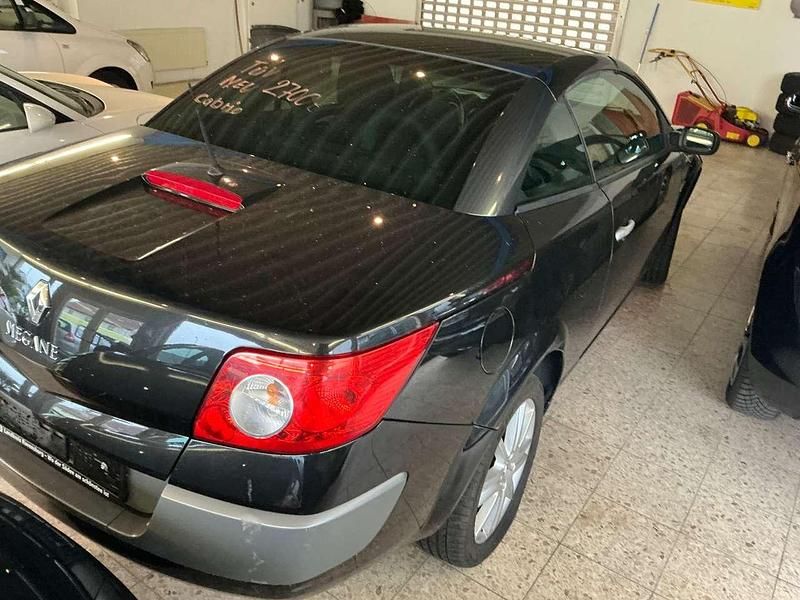 Schwarz Gebraucht 2005 Renault Mégane Cabriolet Privilege Cabrio | 1.850 € (Fairer Preis) - Bild 1/4