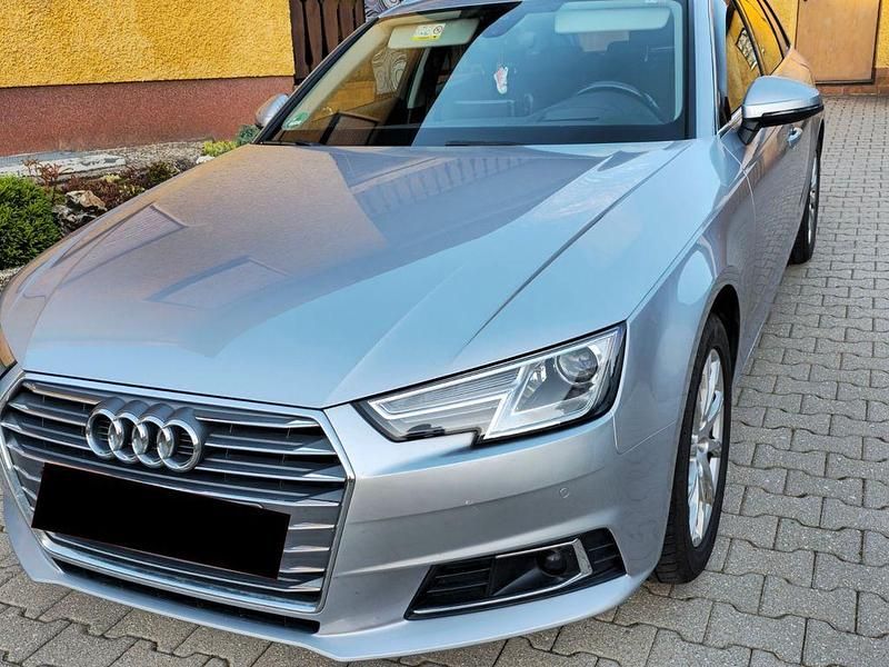 Silber Gebraucht 2016 Audi A4 Sport Kombi | 16.800 € (Guter Preis) - Bild 1/4