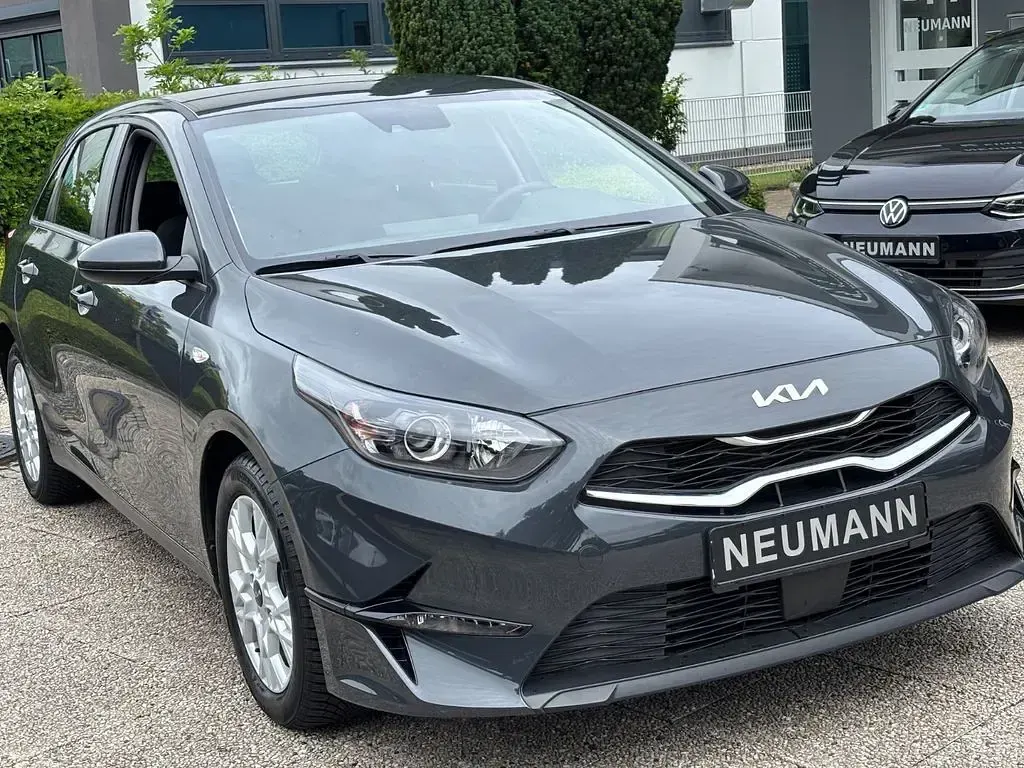 Gebraucht Kia Ceed Edition 7 101 PS (74 kW) 2023 Grau Kleinwagen