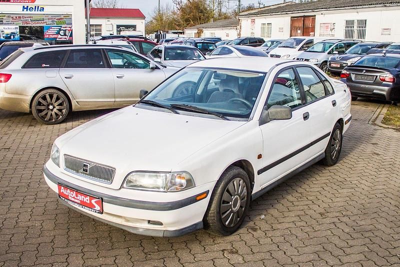 Gebraucht Volvo S40 116 PS (85 kW) 1997 Weiß Limousine