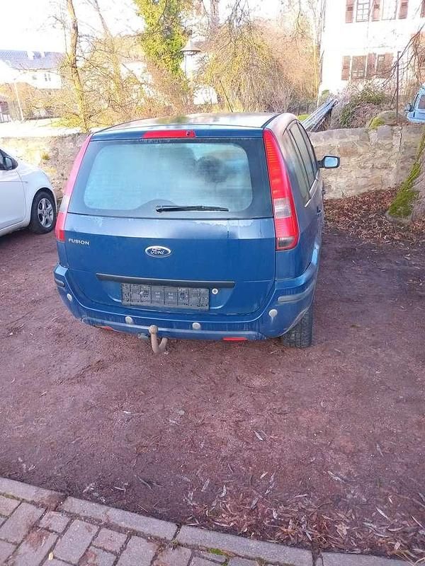 Gebraucht Ford Fusion Trend 80 PS (58 kW) 2003 Limousine