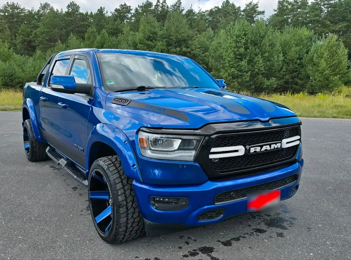 Gebraucht Dodge Ram 401 PS (294 kW) 2019 Blau Pickup
