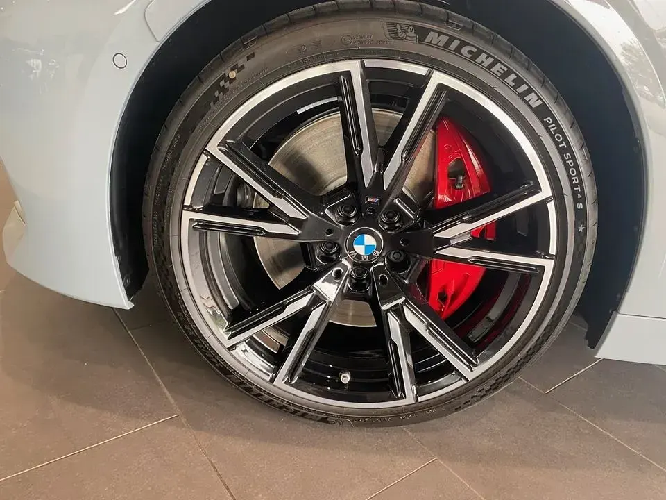 Gebraucht BMW M240i M Sport 374 PS (275 kW) 2025 Grau Coupé