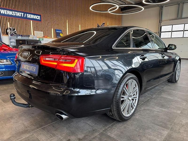 Gebraucht Audi A6 Ambiente 179 PS (131 kW) 2013 Schwarz Limousine