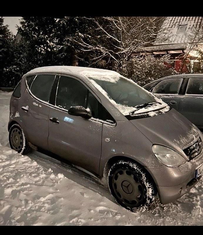Grau Gebraucht 1999 Mercedes A140 Kombi | 699 € (Superpreis) - Bild 1/4