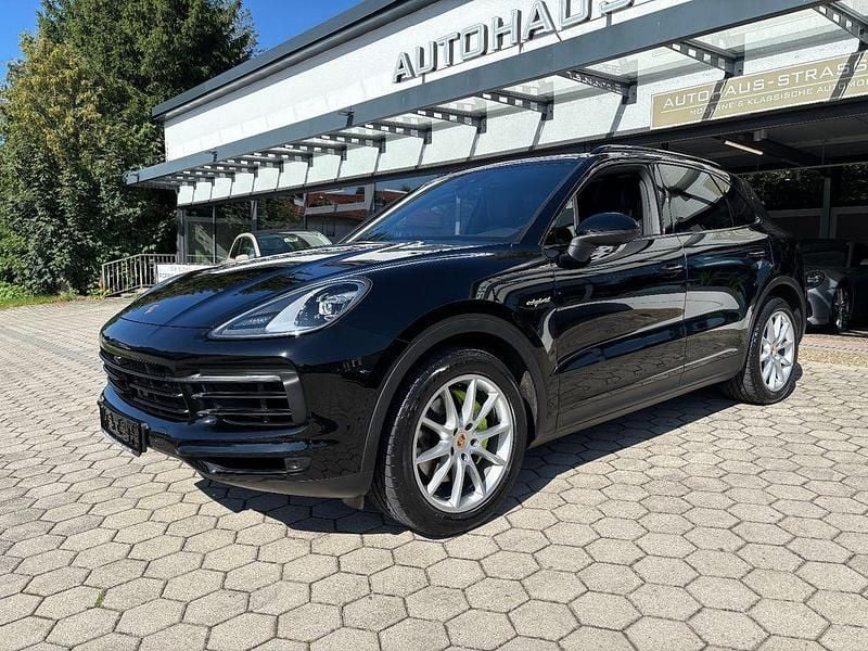 Schwarz Gebraucht 2020 Porsche Cayenne SUV | 64.900 € (Superpreis) - Bild 1/4