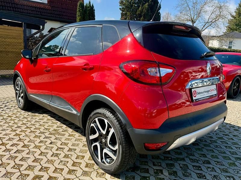Gebraucht Renault Captur XMOD 90 PS (66 kW) 2016 Rot SUV