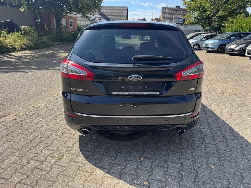Gebraucht Ford Mondeo Titanium S 239 PS (175 kW) 2014 Schwarz Kombi