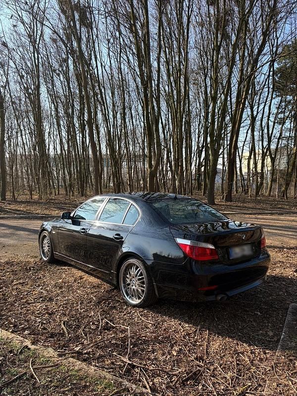 Gebraucht BMW 520 163 PS (119 kW) 2006 Schwarz Limousine