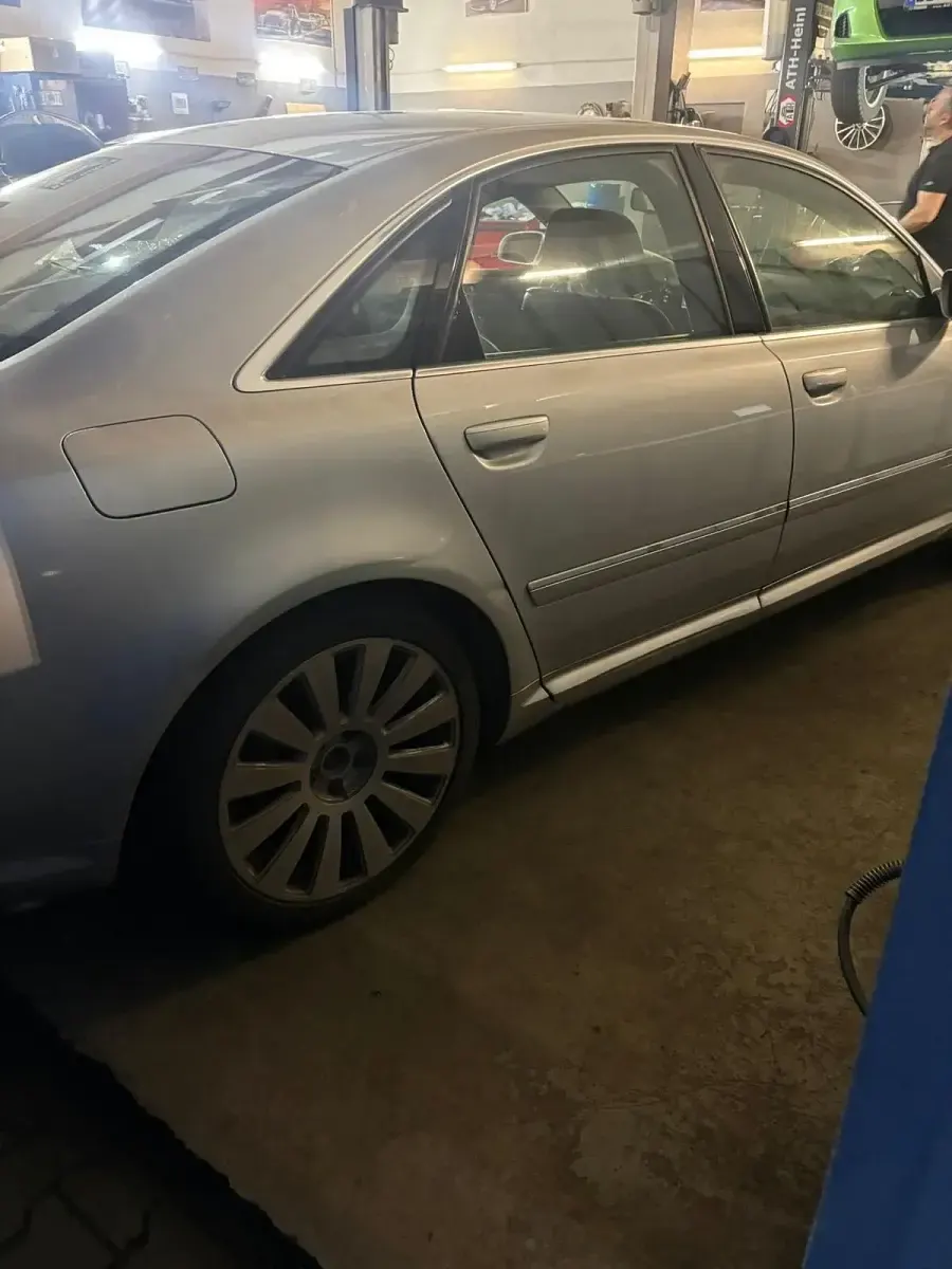 Gebraucht Audi A8 2005 Silber Limousine
