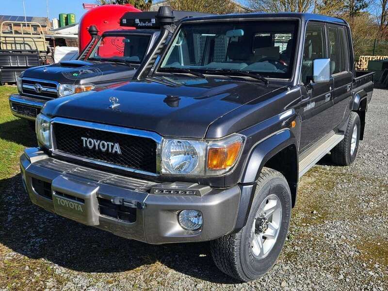Grau Neu 2025 Toyota Land Cruiser Limited SUV | 68.425 € (Etwas zu teuer) - Bild 1/4