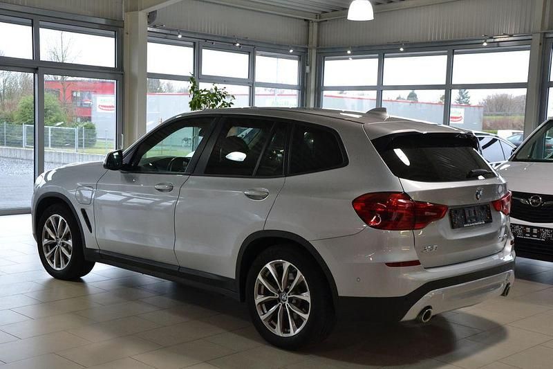 Gebraucht BMW X3 Advantage 184 PS (135 kW) 2021 Silber SUV