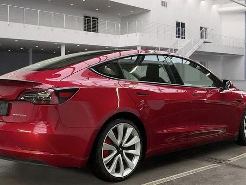 Gebraucht Tesla Model 3 Performance 377 kW (513 PS) 2021 Rot metallic Limousine