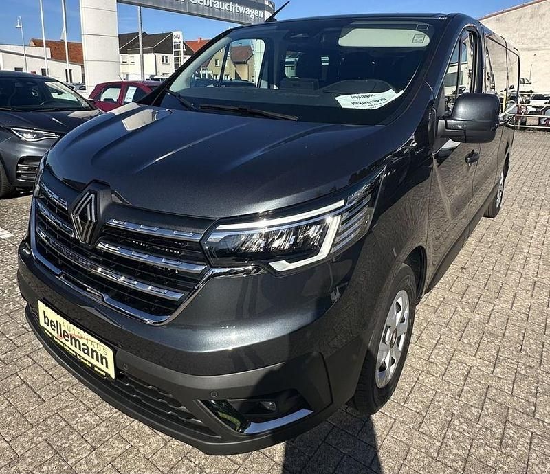 Neu Renault Trafic 170 PS (125 kW) 2025 Grau Van / Kleinbus
