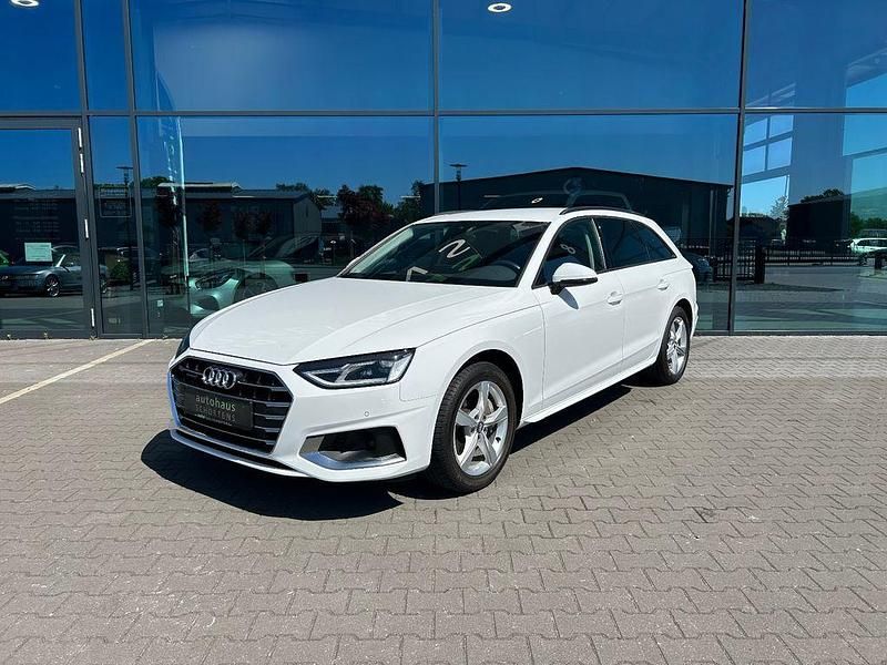 Gebraucht Audi A4 Advanced 204 PS (150 kW) 2021 Ibisweiß Kombi
