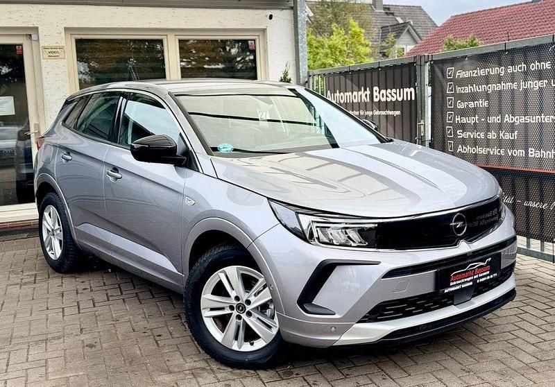 Grau Gebraucht 2024 Opel Grandland X Enjoy SUV | 22.990 € (Superpreis) - Bild 1/3