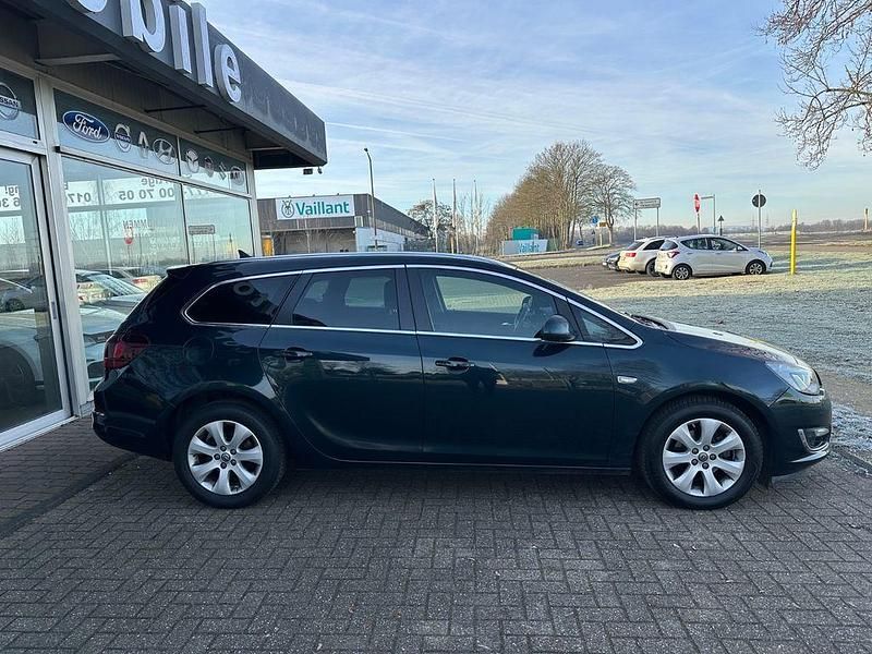 Gebraucht Opel Astra Exklusiv 140 PS (102 kW) 2016 Grün Kombi