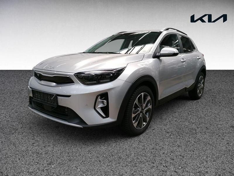 Silber Gebraucht 2024 Kia Stonic 4 SUV | 21.700 € (Fairer Preis) - Bild 1/4