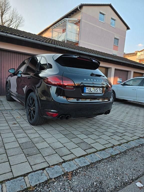Gebraucht Porsche Cayenne GTS 420 PS (308 kW) 2013 Schwarz SUV
