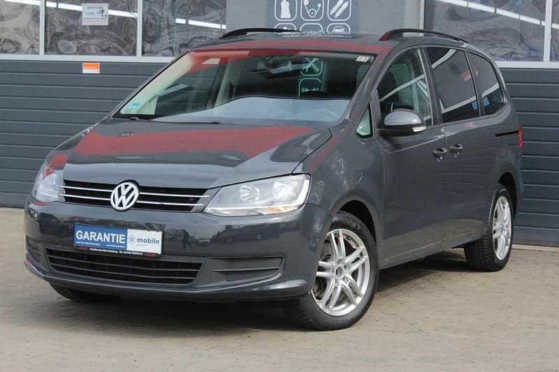 Gebraucht VW Sharan Trendline 140 PS (102 kW) 2011 Grau Van / Kleinbus