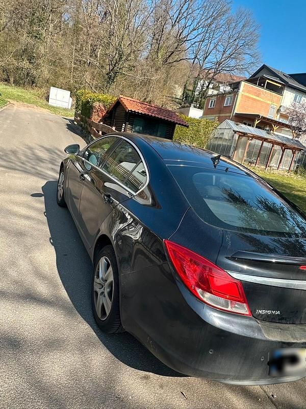 Gebraucht Opel Insignia 140 PS (102 kW) 2009 Limousine