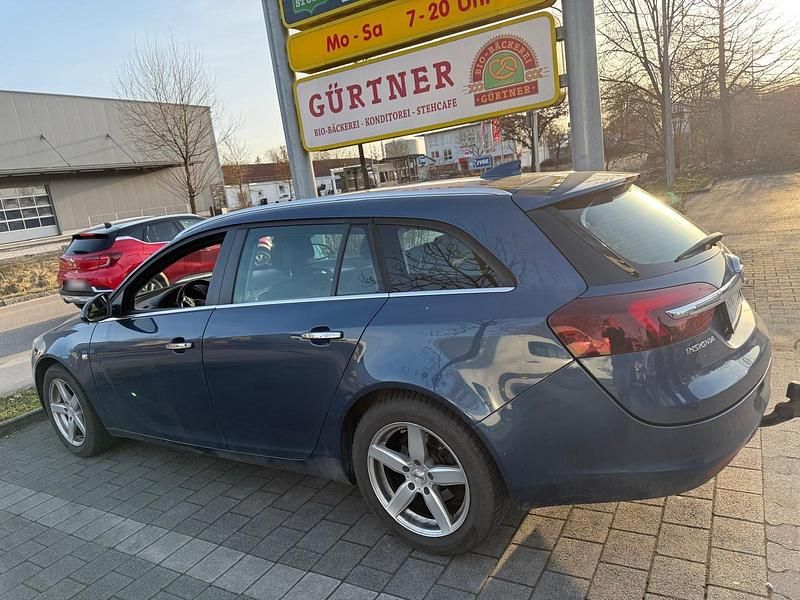 Gebraucht Opel Insignia 136 PS (100 kW) 2017 Blau Kombi