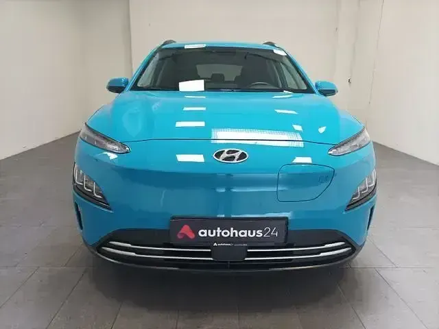 Gebraucht Hyundai Kona Trend 100 kW (136 PS) 2022 Blau SUV