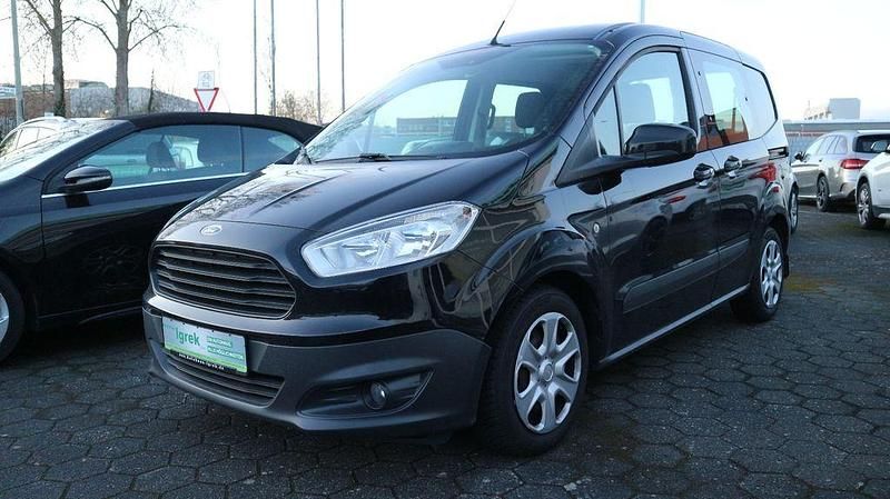 Gebraucht Ford Transit Trend 101 PS (74 kW) 2018 Schwarz Kombi