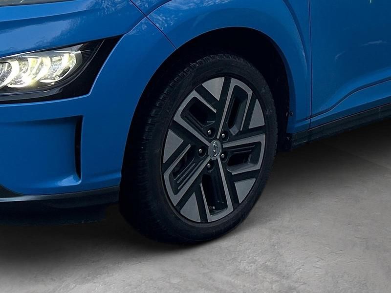 Gebraucht Hyundai Kona Trend 100 kW (136 PS) 2021 Blau SUV