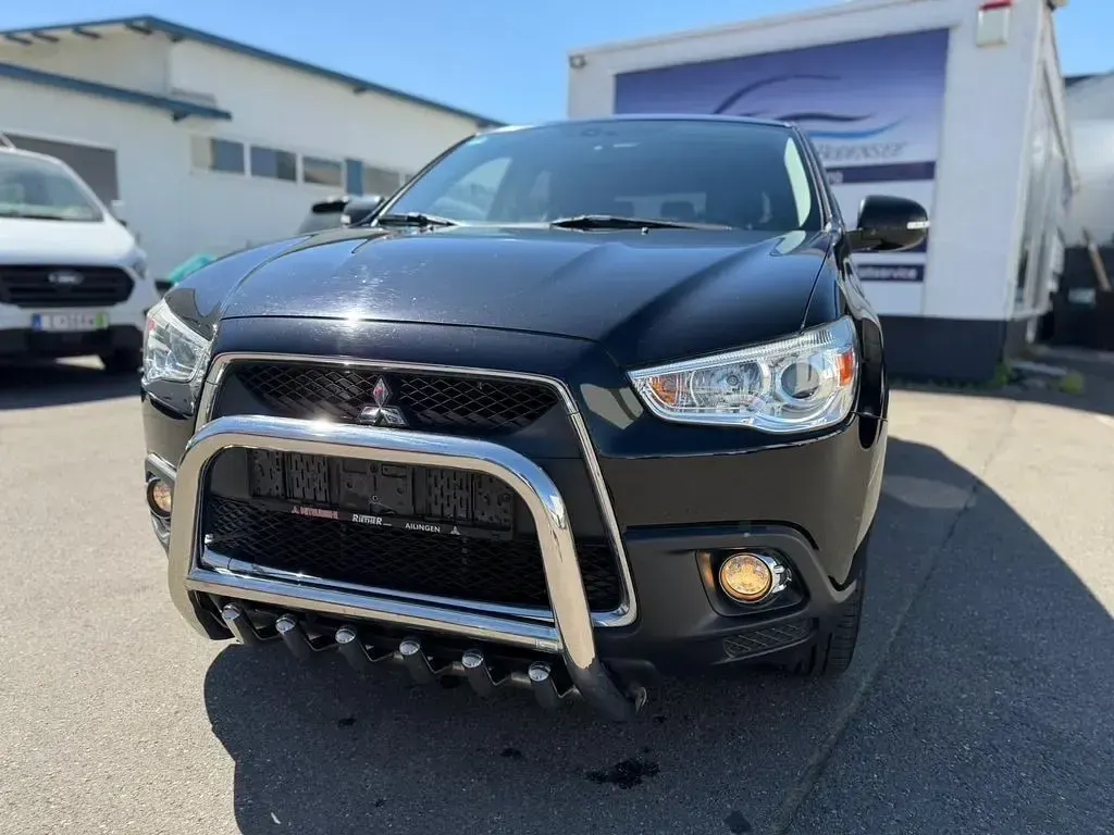 Second-hand Mitsubishi ASX Edition 150 CP (110 kW) 2011 Negru SUV