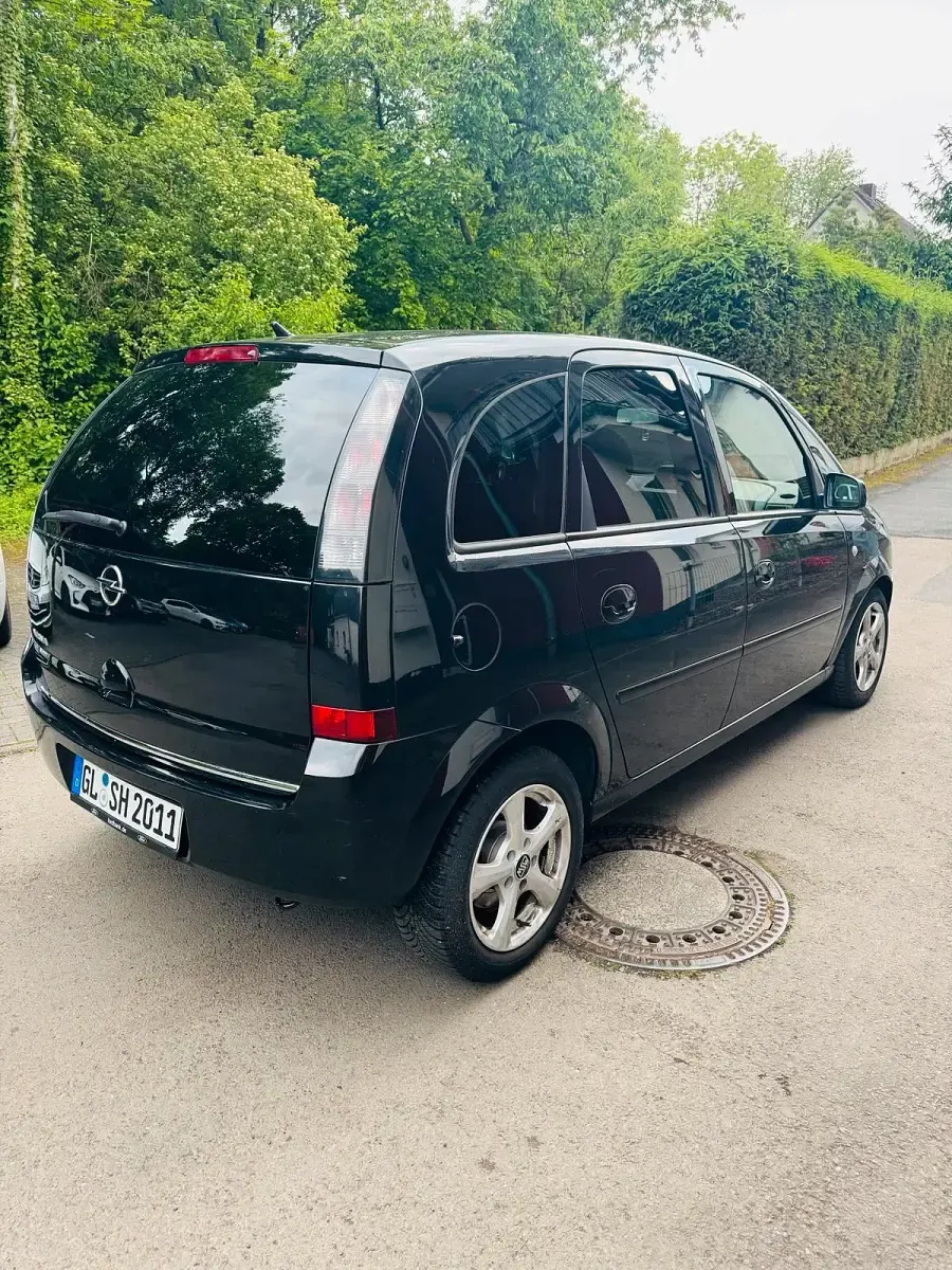 Gebraucht Opel Meriva 100 PS (73 kW) 2008 Schwarz Van / Kleinbus