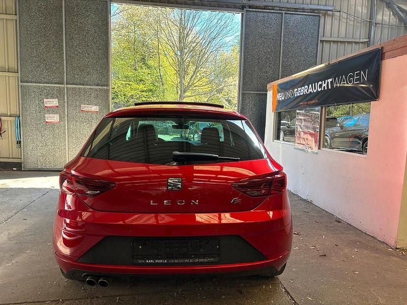 Gebraucht Seat Leon FR 150 PS (110 kW) 2019 Rot Limousine