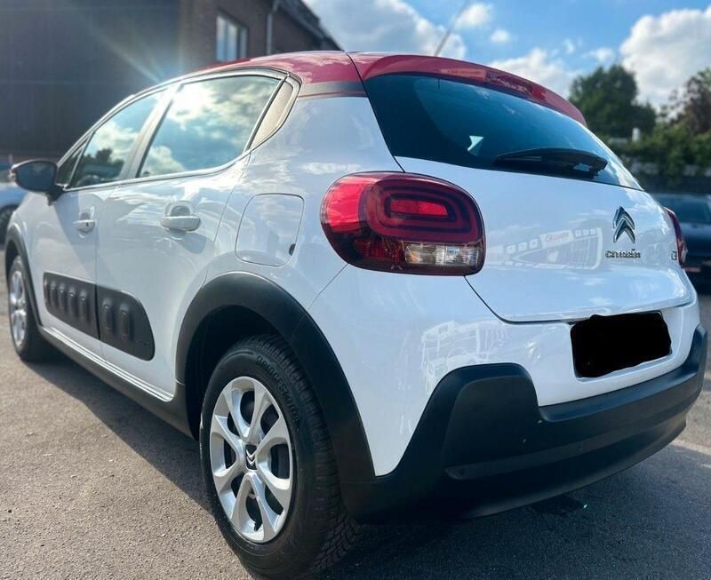 Weiß Gebraucht 2017 Citroën C3 PureTech Kleinwagen | 7.390 € (Fairer Preis) - Bild 1/4