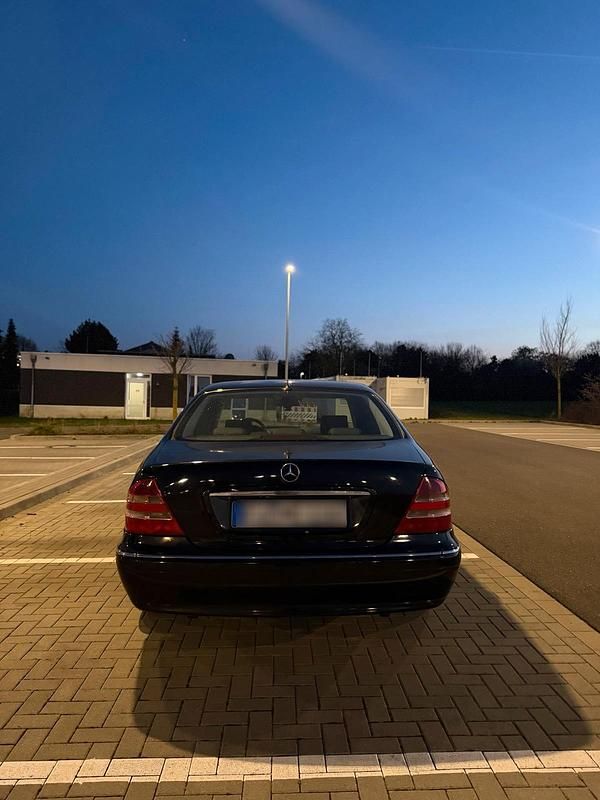 Gebraucht Mercedes S320 224 PS (164 kW) 2000 Schwarz Limousine