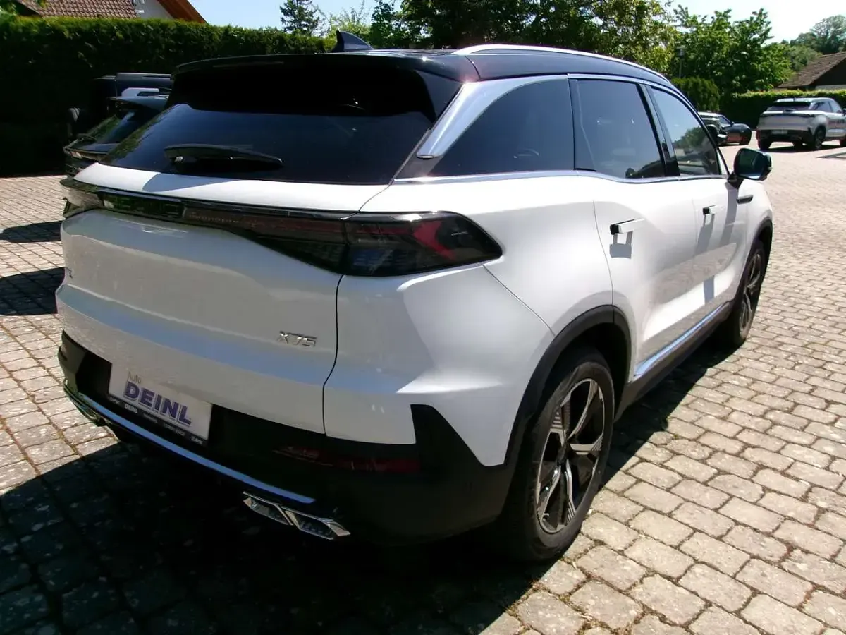 Neu Baic X75 177 PS (130 kW) 2026 Weißmetallic SUV