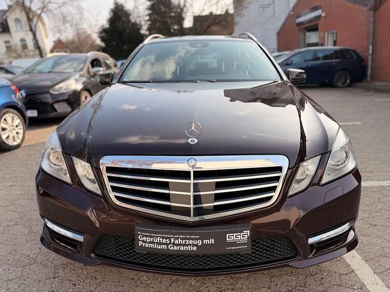 Gebraucht Mercedes E350 AMG line 306 PS (225 kW) 2011 Braun Kombi