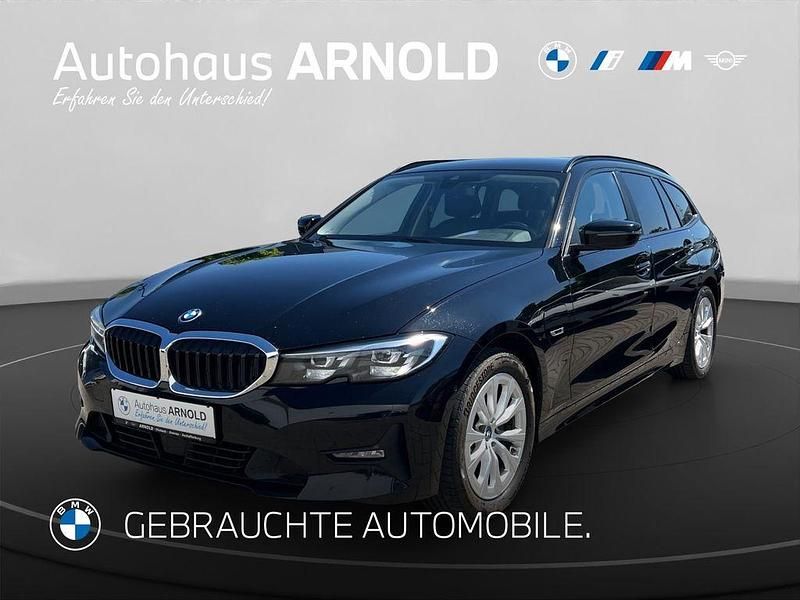 Schwarz Gebraucht 2022 BMW 320e Advantage Kombi | 15.990 € (Guter Preis) - Bild 1/4