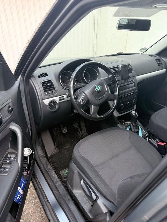 Gebraucht Skoda Yeti Ambition 140 PS (102 kW) 2011 Grau SUV