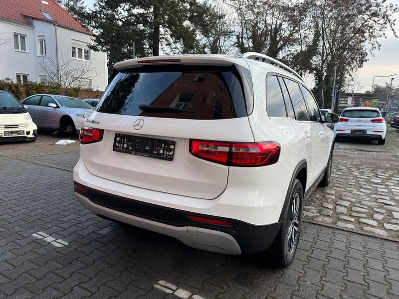 Gebraucht Mercedes GLB180 116 PS (85 kW) 2021 Weiß SUV