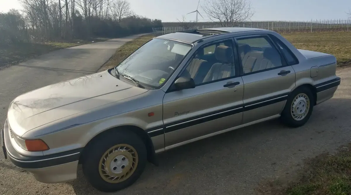 Gebraucht Mitsubishi Galant 86 PS (63 kW) 1988 Gold Limousine