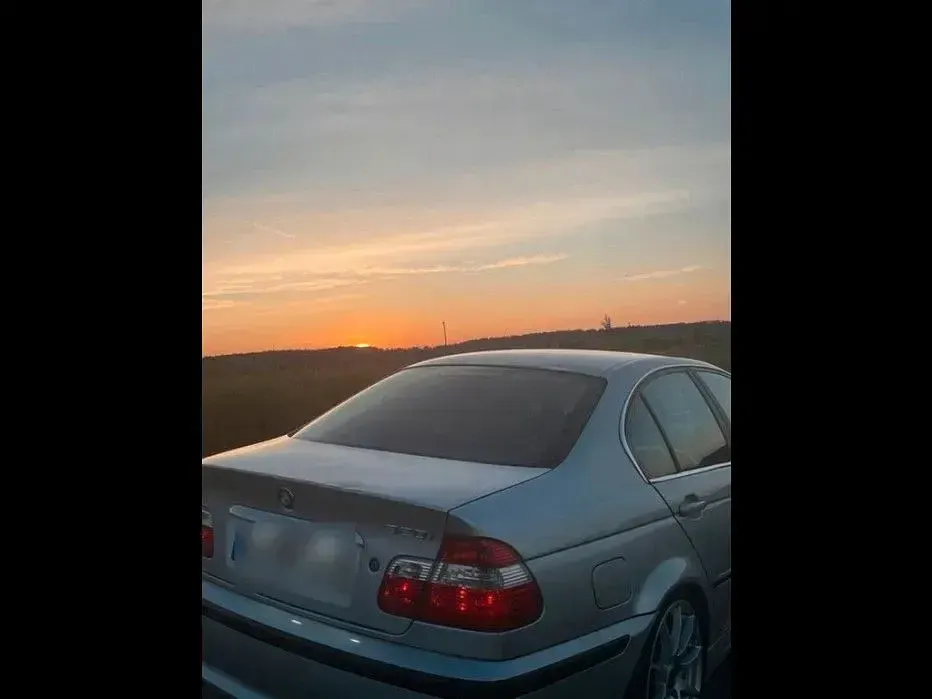 Używany BMW 320 Performance 170 KM (125 kW) 2002 Szary Sedan/Limuzyna
